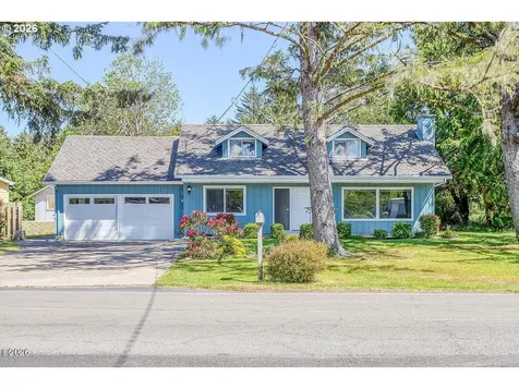 4702 SE 51st Street Lincoln City OR 97367