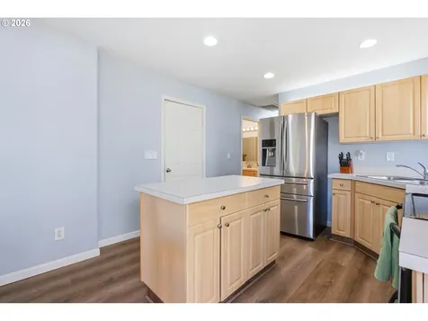 879 SW Junction Place Gresham OR 97080