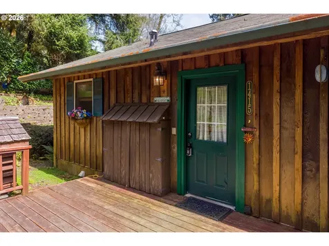 1415 N Alvord Lane Otis OR 97368