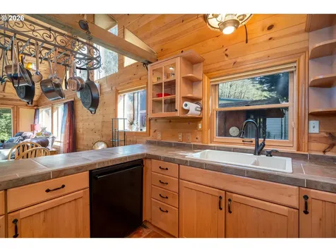 1415 N Alvord Lane Otis OR 97368