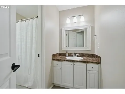 878 Meadowlawn Place Molalla OR 97038