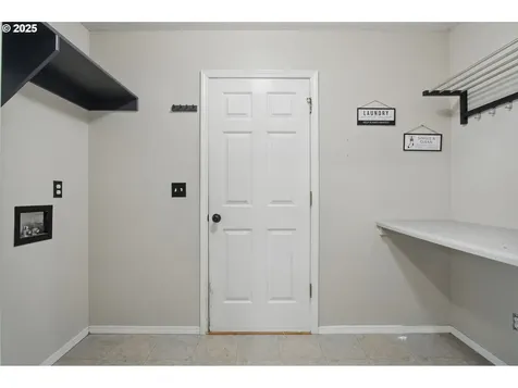 878 Meadowlawn Place Molalla OR 97038