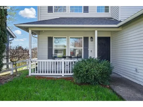 878 Meadowlawn Place Molalla OR 97038