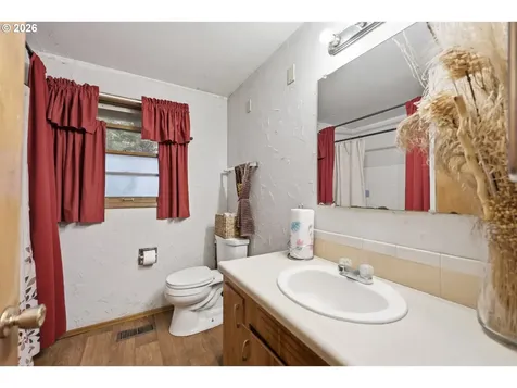 18630 SE Yamhill Circle Portland OR 97233