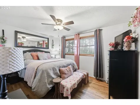 18630 SE Yamhill Circle Portland OR 97233