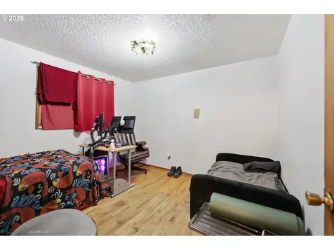 18630 SE Yamhill Circle Portland OR 97233