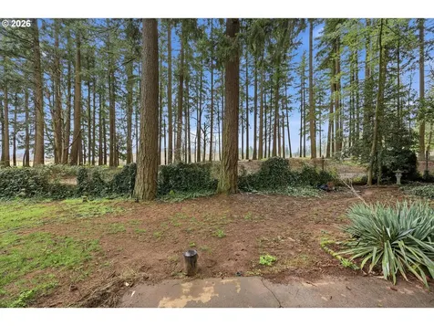 18630 SE Yamhill Circle Portland OR 97233