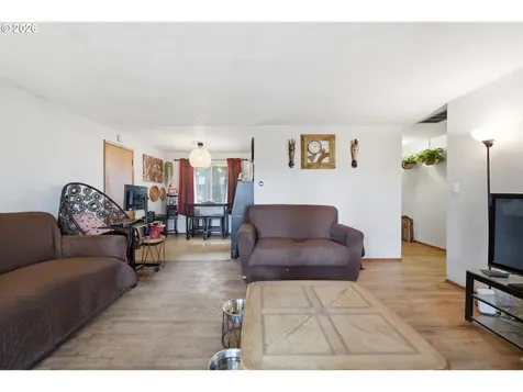 18630 SE Yamhill Circle Portland OR 97233