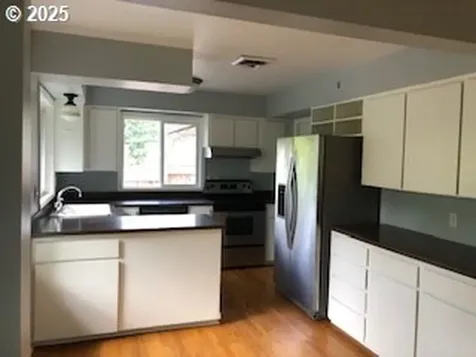 7922 SW Capitol Hill Road Portland OR 97219