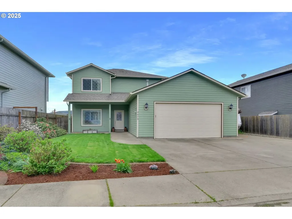 2475 S 8th Street Cottage Grove OR 97424
