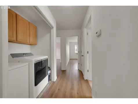2475 S 8th Street Cottage Grove OR 97424