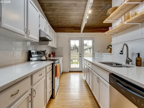 434 NE 130th Place Portland OR 97230