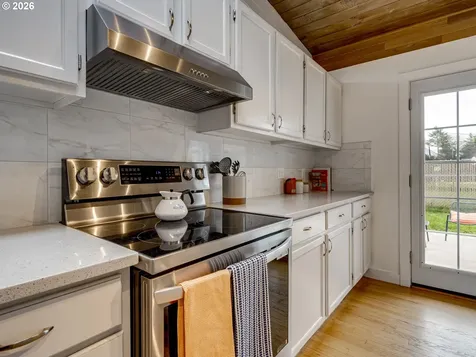 434 NE 130th Place Portland OR 97230