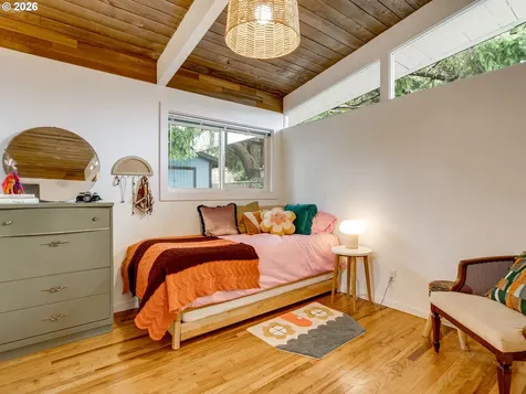434 NE 130th Place Portland OR 97230