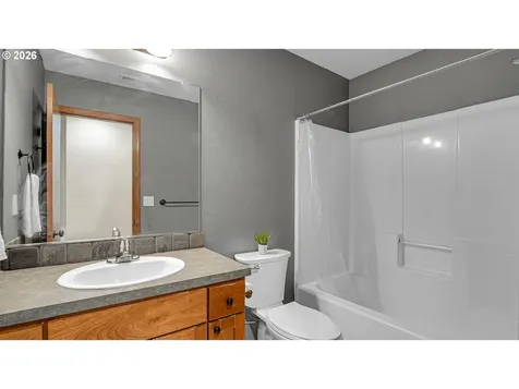 1013 4th Avenue Vernonia OR 97064