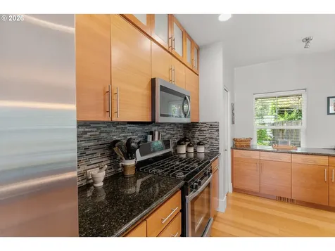780 NW 118th Avenue Portland OR 97229
