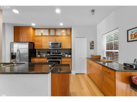 780 NW 118th Avenue Portland OR 97229
