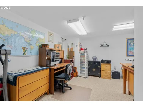 780 NW 118th Avenue Portland OR 97229