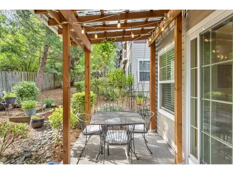 780 NW 118th Avenue Portland OR 97229