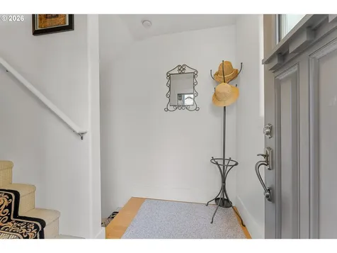 780 NW 118th Avenue Portland OR 97229