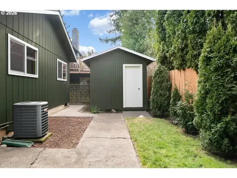 5111 SE 42nd Avenue Portland OR 97206
