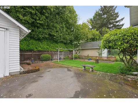 4044 N Massachusetts Avenue Portland OR 97227