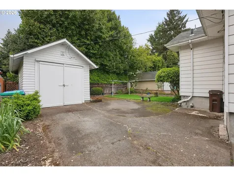 4044 N Massachusetts Avenue Portland OR 97227