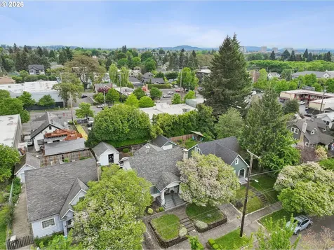 4044 N Massachusetts Avenue Portland OR 97227