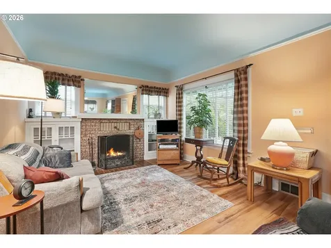 4044 N Massachusetts Avenue Portland OR 97227