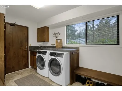833 Rhododendron Drive Florence OR 97439
