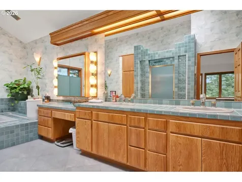 833 Rhododendron Drive Florence OR 97439