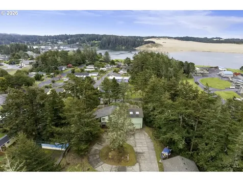 833 Rhododendron Drive Florence OR 97439