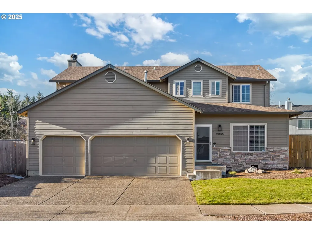 19135 Little Plains Parkway Oregon City OR 97045