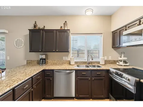 19135 Little Plains Parkway Oregon City OR 97045
