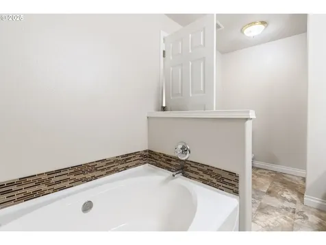 19135 Little Plains Parkway Oregon City OR 97045