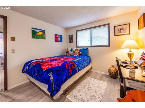 353 71st Street Springfield OR 97478