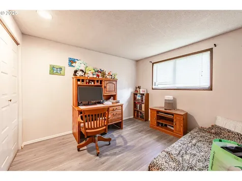 353 71st Street Springfield OR 97478
