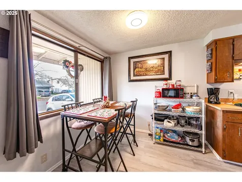 353 71st Street Springfield OR 97478