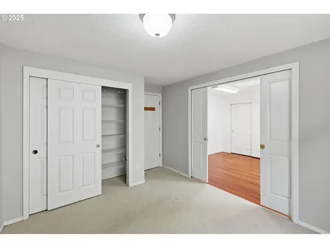 13002 Sierra Vista Drive Lake Oswego OR 97035