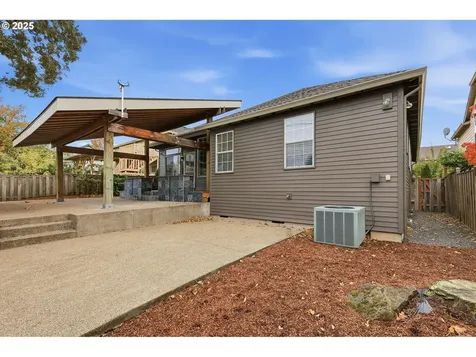 13002 Sierra Vista Drive Lake Oswego OR 97035