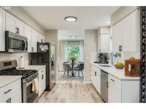 6514 NE 70th Street Vancouver WA 98661