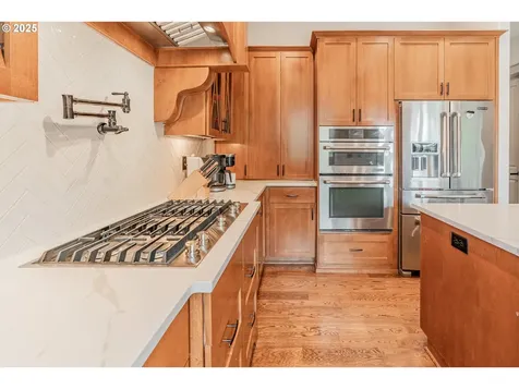 14267 SW Lukar Court Portland OR 97223