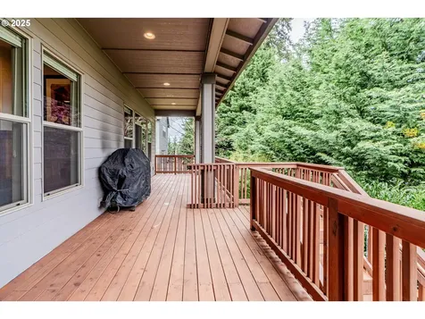 14267 SW Lukar Court Portland OR 97223