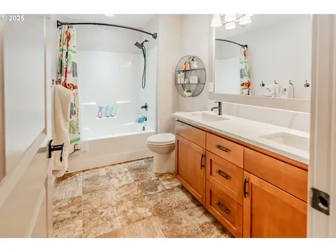14267 SW Lukar Court Portland OR 97223