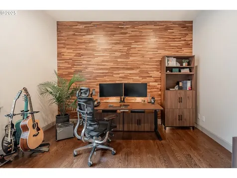 14267 SW Lukar Court Portland OR 97223