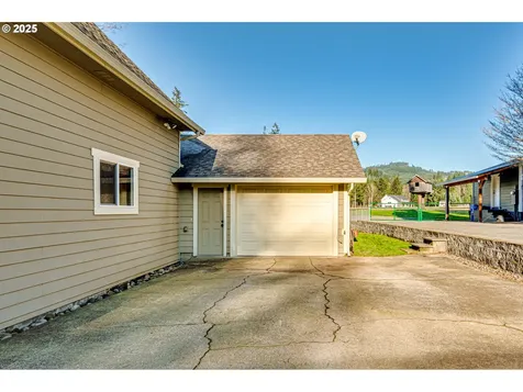 204 Reno Cut Off Road Woodland WA 98674