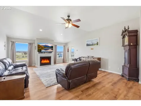 75077 W Oregon Lane Irrigon OR 97844