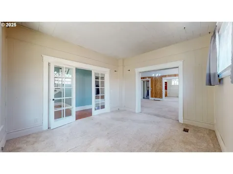 2438 Auburn Avenue Baker City OR 97814