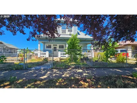 2438 Auburn Avenue Baker City OR 97814
