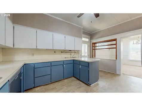 2438 Auburn Avenue Baker City OR 97814